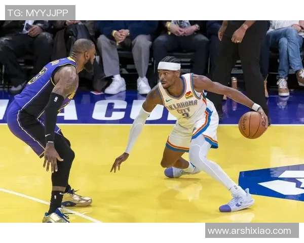 两节崩盘！湖人29分惨败，这一战认清三大事实，亚历山大稳了