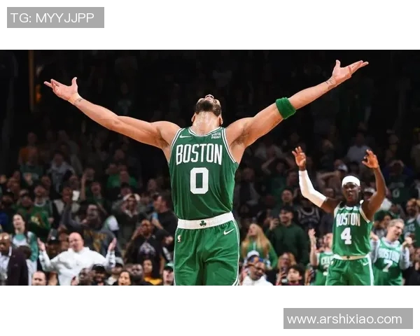 步行者断电了！凯尔特人3分钟轰15-0打停 分差20+