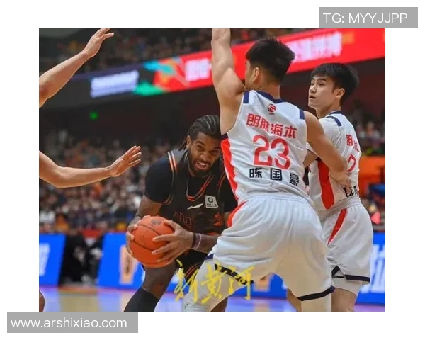 山东男篮第三节56比63落后广州男篮