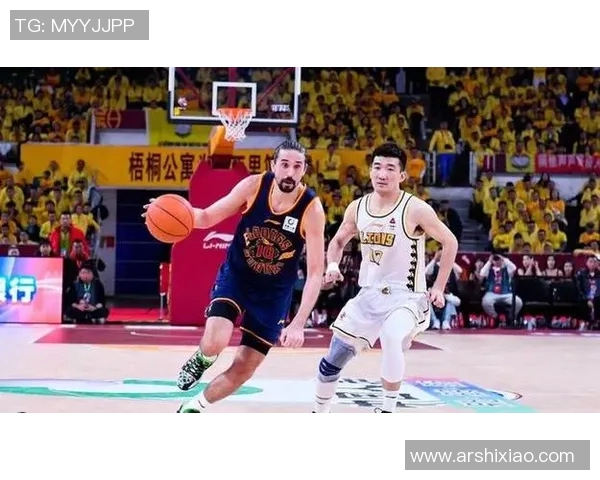 媒体人：原帅在昨天的训练中脚部受伤，将遗憾缺席今晚的决赛